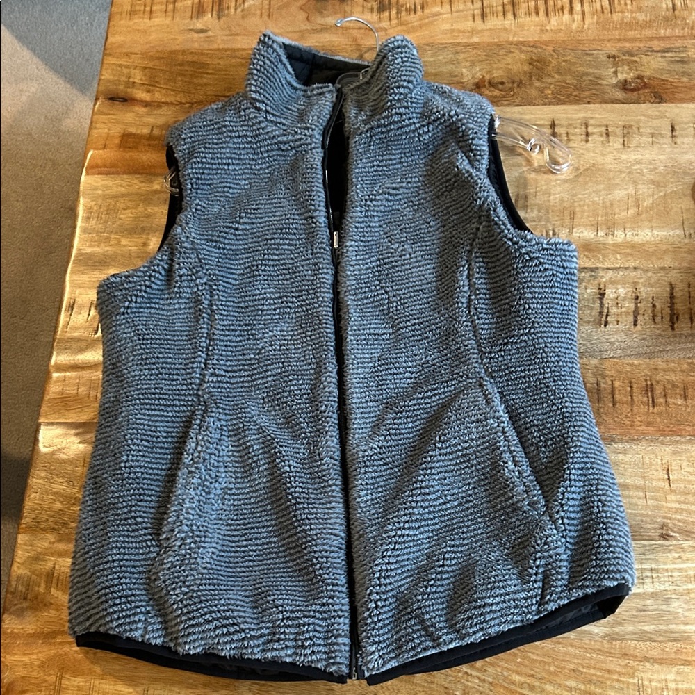 Cozy Sherpa Vest S